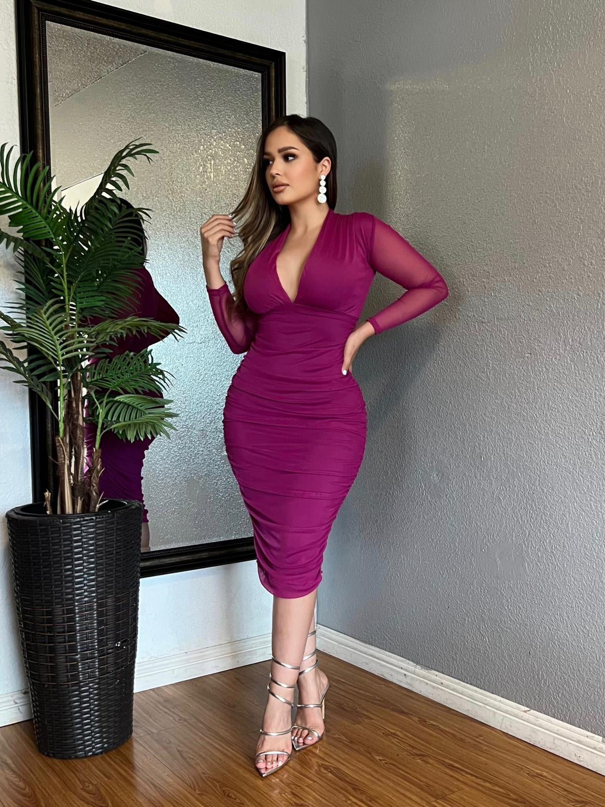 Ziana Dress (Magenta)